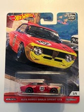 Hot Wheels Alfa Romeo Giulia Sprint GTA, rot Premium 2019 GJP78 1:64 HW neu OVP