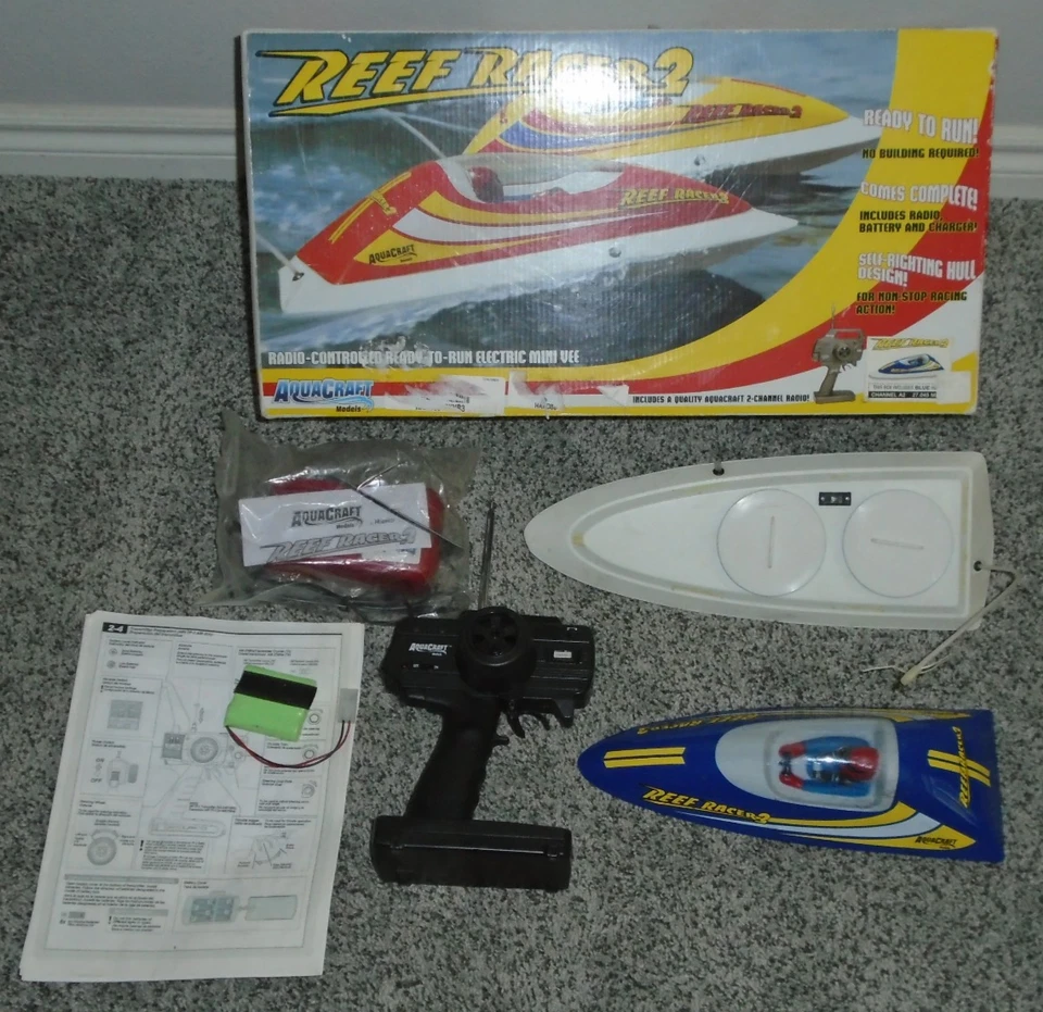 Aquacraft Reef Racer 2 Blue Hull Radio Controll RTR Electric Mini Vee - Image 2 of 4