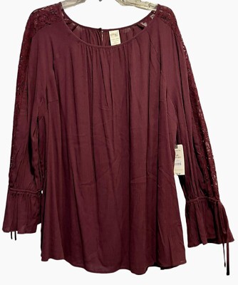 Terra & Sky Metropolis Burgundy Top Size 1X 16W-18W 3/4 Bell Sleeves Lace NWT