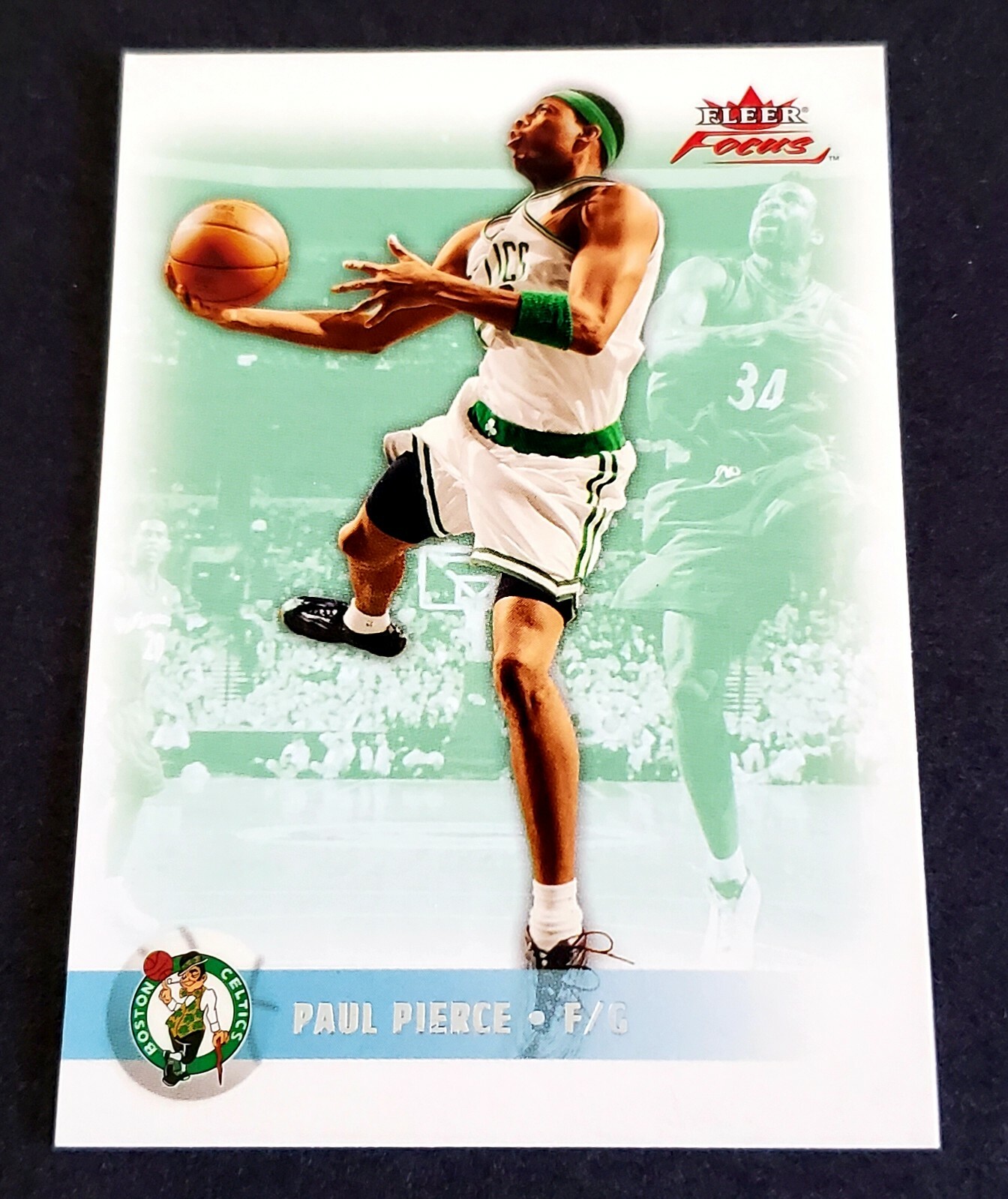2003-04 FLEER FOCUS BOSTON CELTICS BASKETBALL CARD #101 PAUL PIERCE MINT 