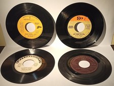 LOTTO MISTO DI DISCHI IN VINILE 45/33 GIRI N°16 PEZZI SENZA COPERTINA+N°4 RACC. 