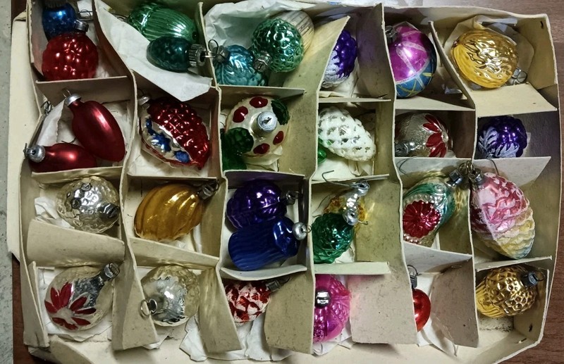 32 Antique Vtg Glass Christmas Tree Ornaments Poland Germany Czech 