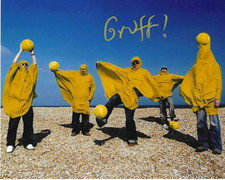 * GRUFF RHYS * signed 8x10 photo * SUPER FURRY ANIMALS * COA *