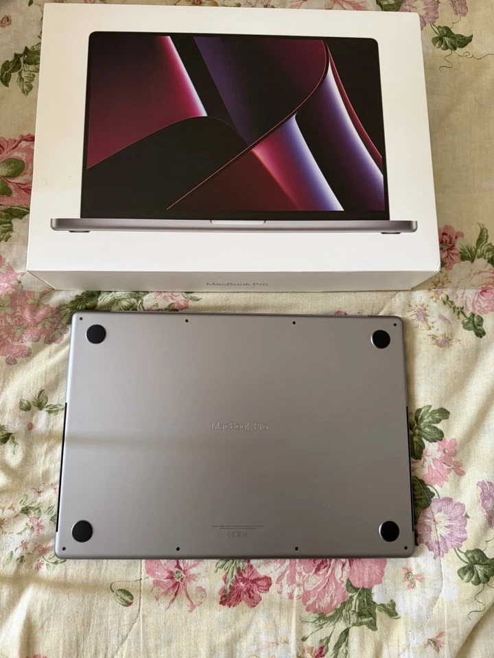 Apple MacBook Pro 16" M2 Pro · 16GB · 512GB, photo 3 sur 5