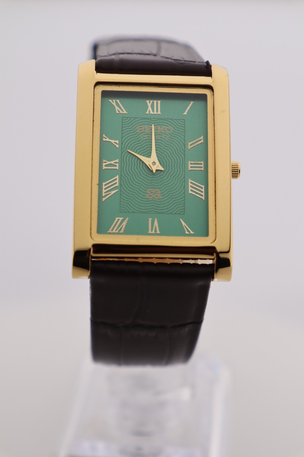 Vintage Seiko Slim Quartz Green Dial Men's Wrist Watch with Dark-Brown Strap
