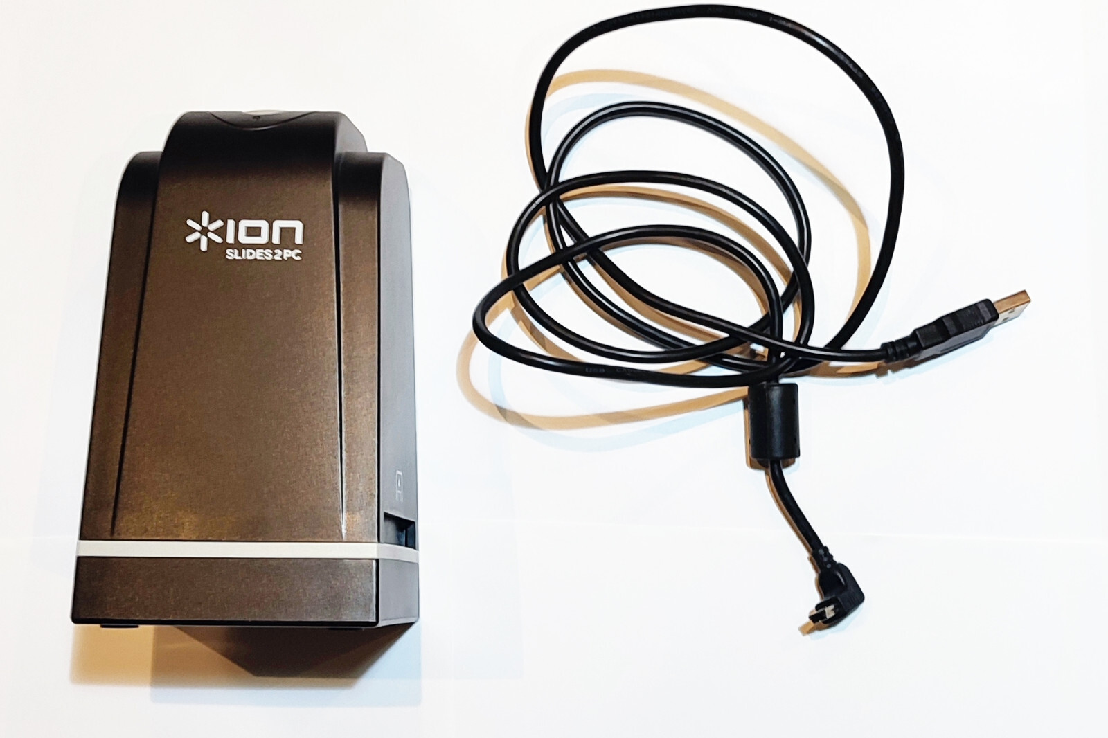 ION 35mm slides and negatives high resolution scanner for transferring