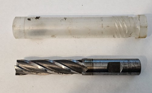 5/8" Square End Mill 2.5" LOC 4 Flute Spiral 4.5" OAL Used HSS