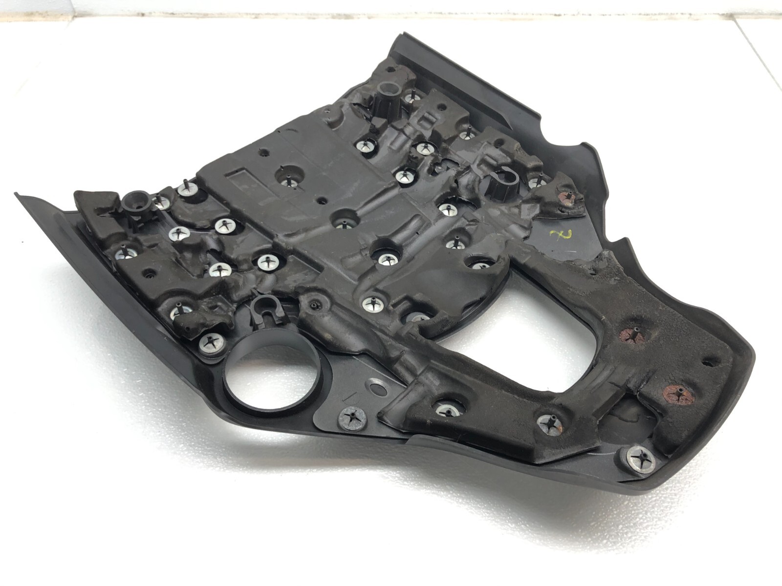 2014-2017 MASERATI GHIBLI 3.0L V6 ENGINE MOTOR COVER OEM.