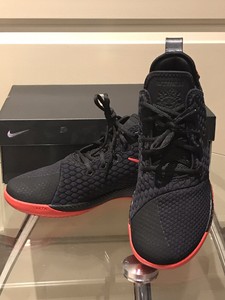 lebron witness 3 black red