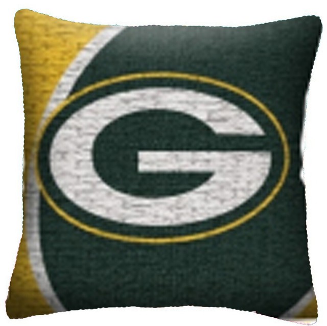 LATCH HOOK PILLOW KIT 15.7 X 15.7 INCHES GREEN BAY PACKERS NEW eBay