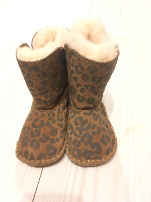Animal Print UGG Boots Babys Gr. 2