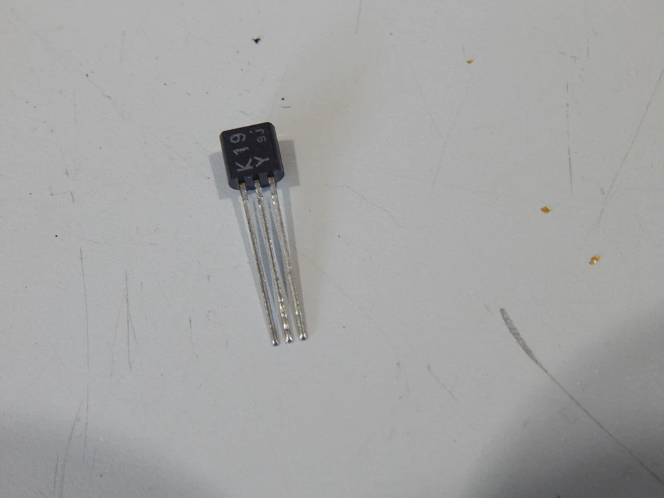 TOSHIBA 2SK19Y TO-92 Jfet N-channel 30V TO-92 Vhf AMP/mix TRANSISTOR - FAST SHIP