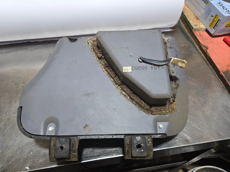 93-97 FORD PROBE FÁBRICA SUBWOOFER SUB ALTAVOZ CAJA CARCASA GRIS SONIDO PREMIUM Foto 3 de 3