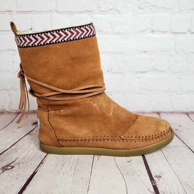TOMS NEPAL SUEDE LEATHER BOOTS SHOES MOCCASIN BRAID TRIM Size 6 Boots