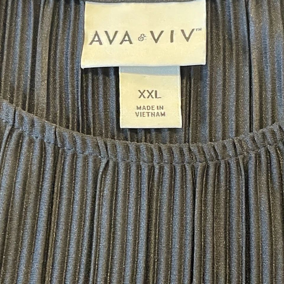 Blusa pulóver Ava & Vic XXL negra plisada manga larga puño ajustado para mujer  Foto 4 de 4