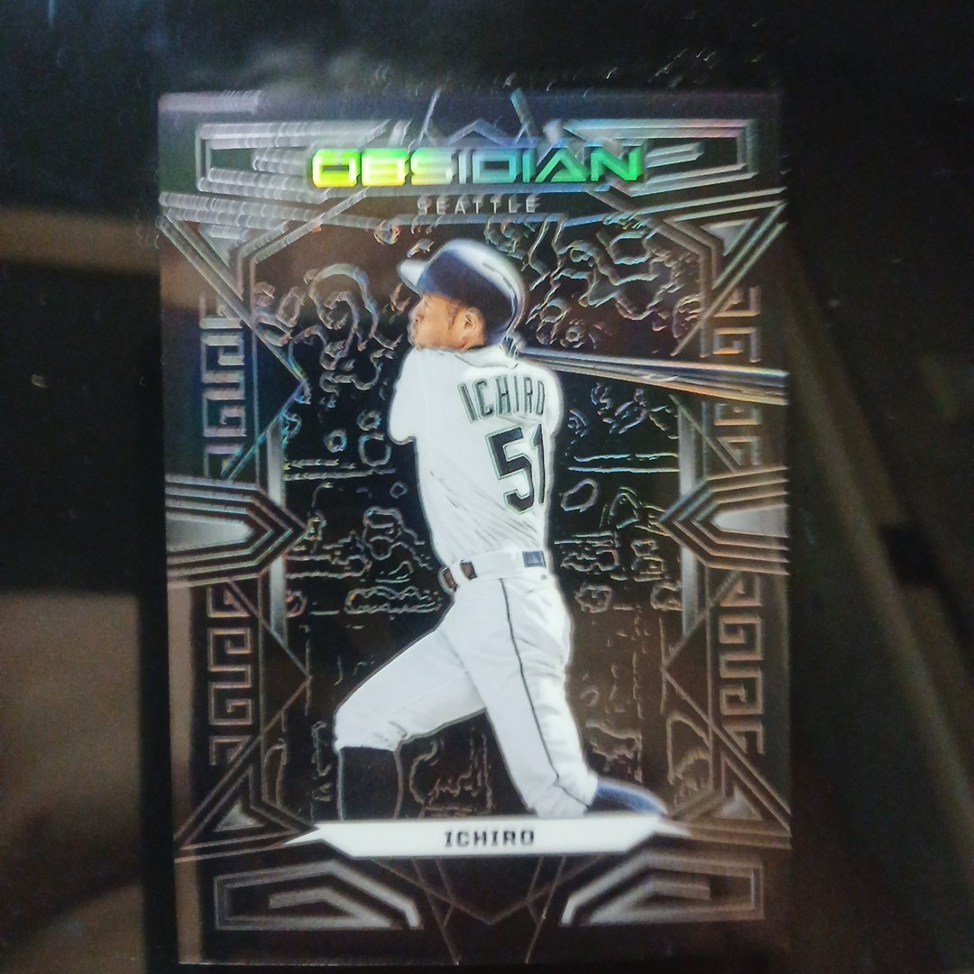 Ichiro Suzuki 2023 Panini Chronicles Black Obsidian Holo #30 Seattle Mariners 