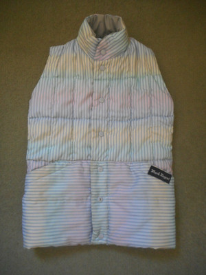 MARK REGENT Kinder wattierte Weste/Bodywarmer Weste Mantel isoliert ~ Reiten ~ Regenbogen