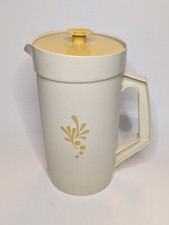 Vintage Tupperware Pitcher Gold Harvest Wheat Push Lid 2 QT Pitcher Made In USA