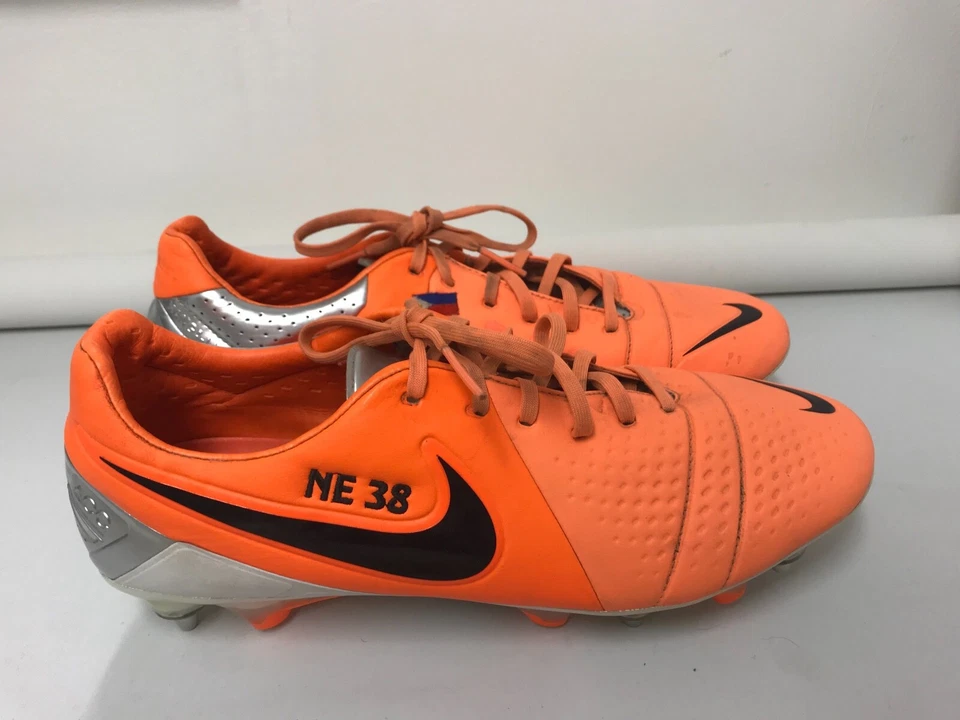 Neil Etheridge Cardiff City Nike CTR 360 Philippines Football Boots Memorabilia - Image 4 of 4