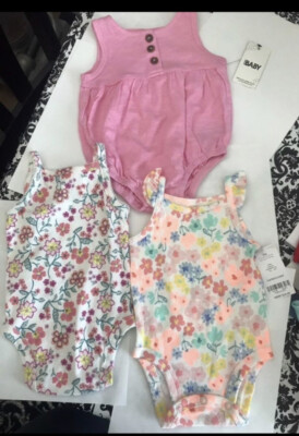 Spring/Summer 0-3 months 3 piece set (Brand New)
