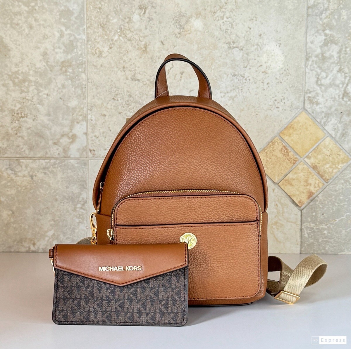 Michael Kors Maisie Xs 2in1 Brown Backpack MK Maisie XS 2in1 Backpack Sign Brown ‼️SOLD‼️ 23x10x18cm  main image 3