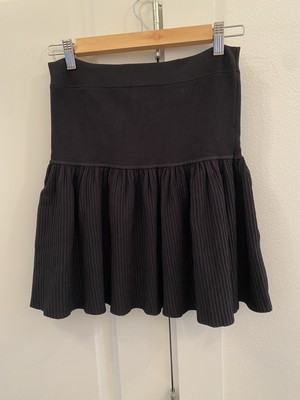 BCBG Maxazria Skirt Black Stretchy Mini Skirt Size Medium NEW
