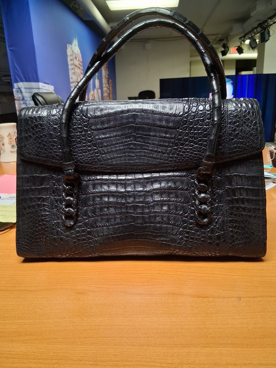 VINTAGE NANCY GONZALEZ BLACK CROCODILE LEATHER SHOULDER & DOUBLE