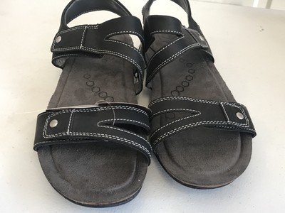 khombu solace sandals