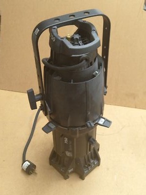 ETC Source Four Ellipsoidal Stage Light 750W 19 Studio SPOTLIGHT Lighting Black