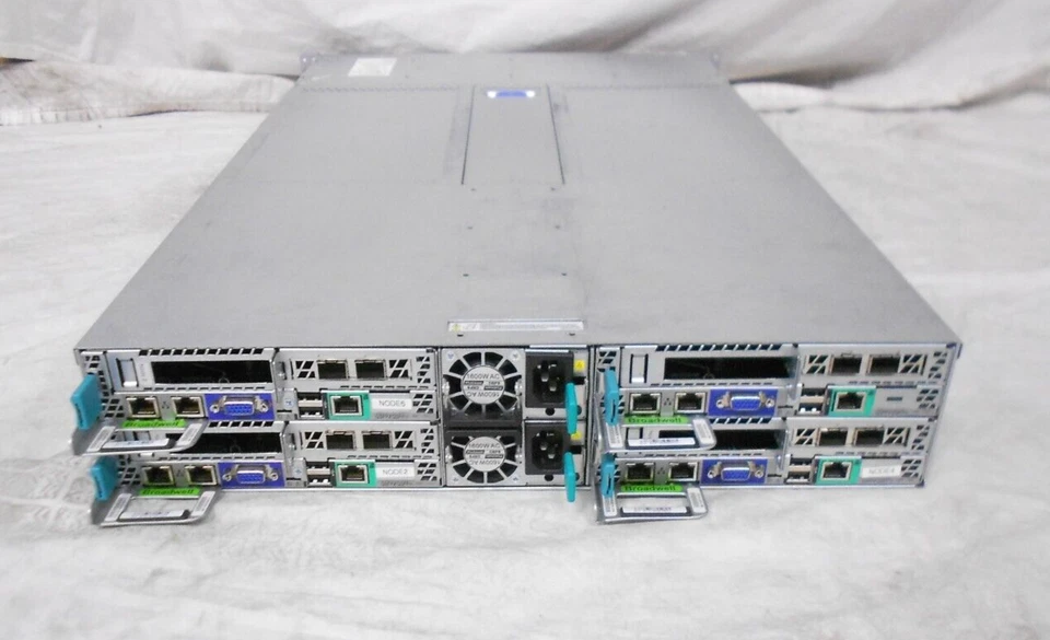 Cohesity C2605 Intel Server 12x 3.5'' 4 node HNS2600TP H26989-273 LGA2011-3 DDR4 - Image 2 of 4