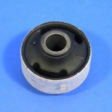 1 Gummilager hinten für vorderen Querlenker VW Polo 6N Lupo Seat Arosa