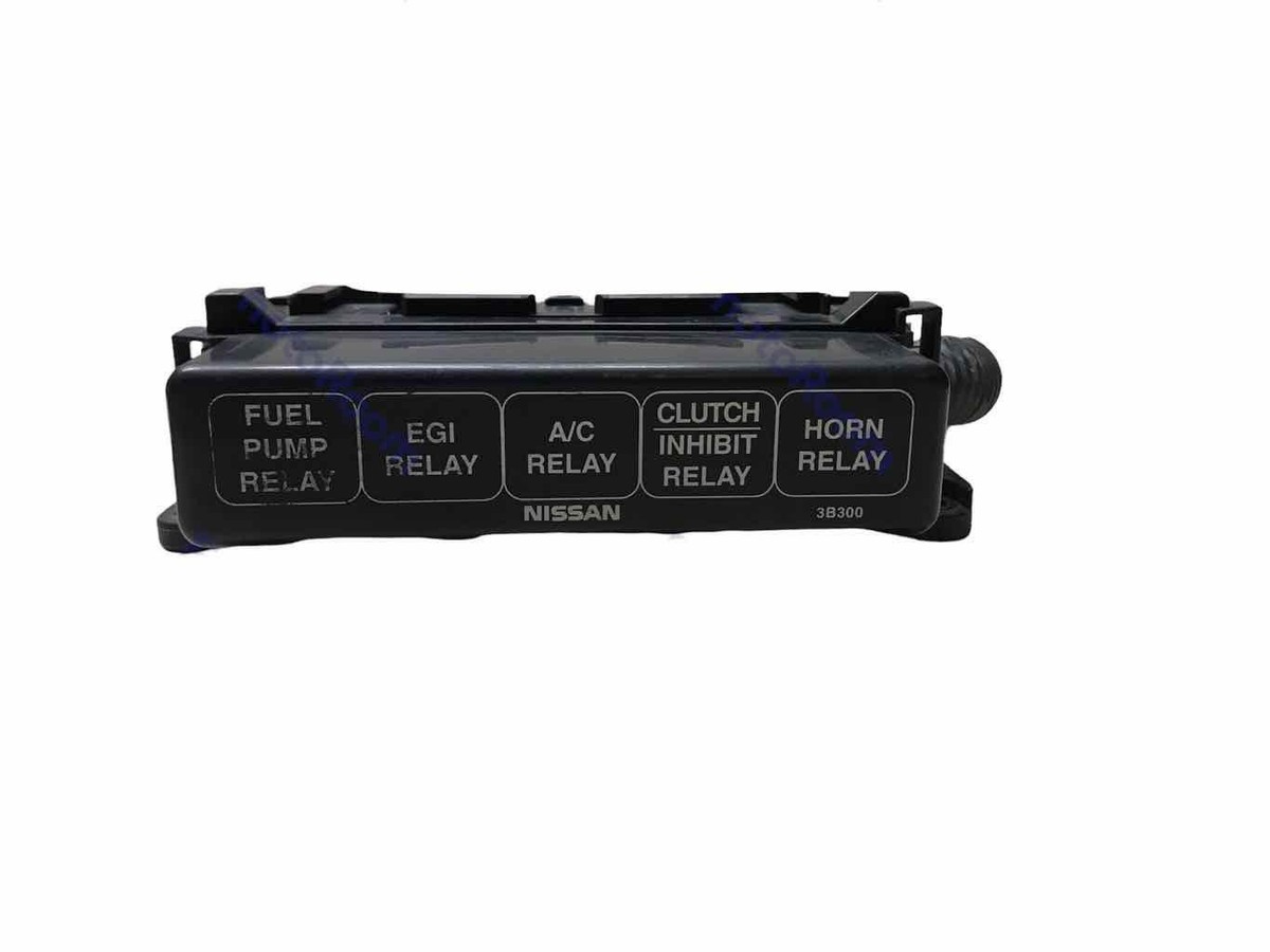 Engine Fuse Box Nissan Pick-Up 1997 | eBay Engine Fuse Box Nissan Pick-Up 1997 | eBay