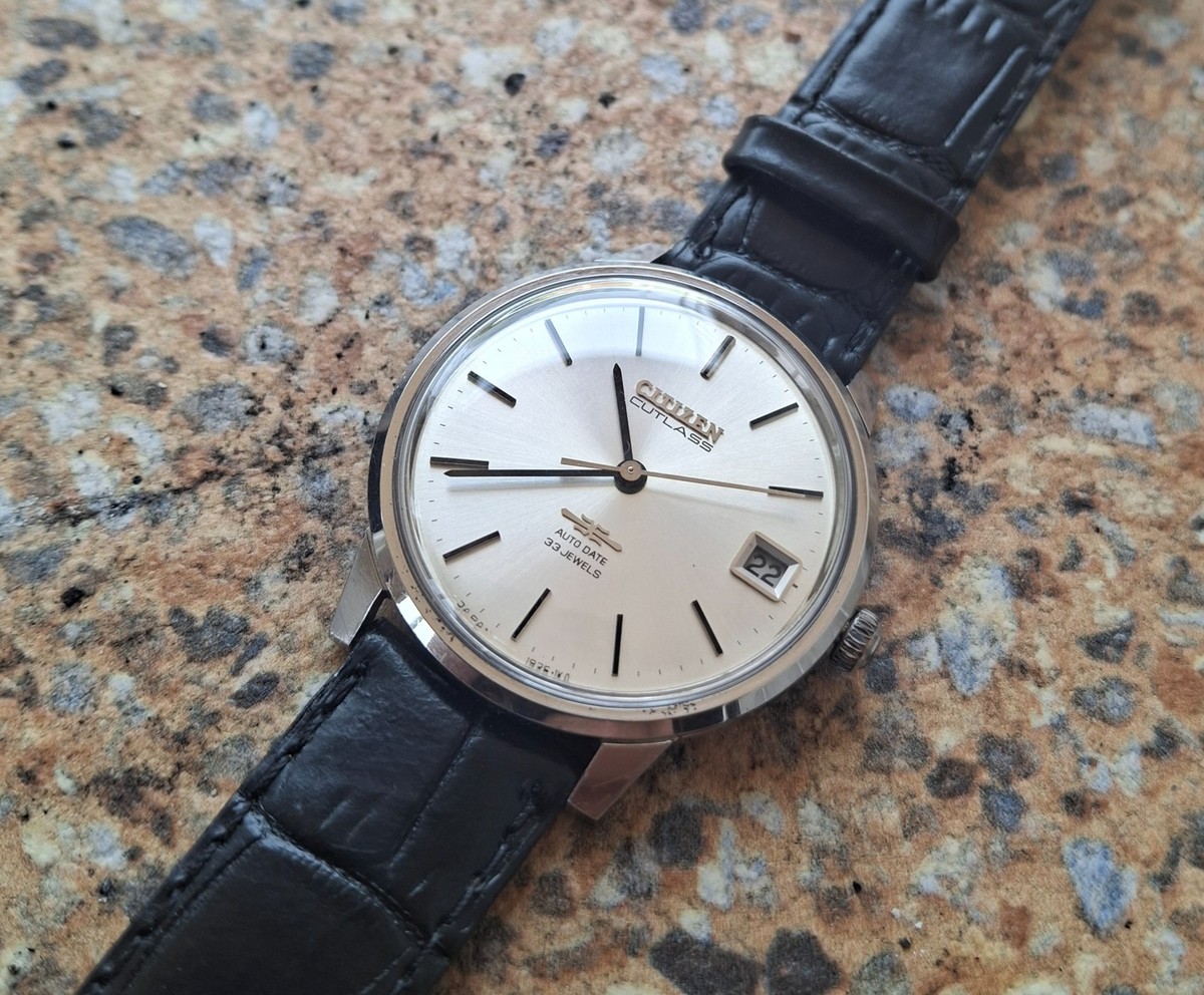 Vintage Citizen Cutlass 33 Jewels Automatic March 1969 Dress Watch 