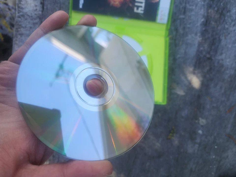 Singularity (Microsoft Xbox 360, 2010) CIB - Good Disc! - Image 2 of 2