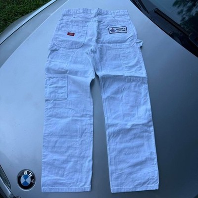White Y2K 90s painters Dickies carpenter pants with a relaxed fit VTG