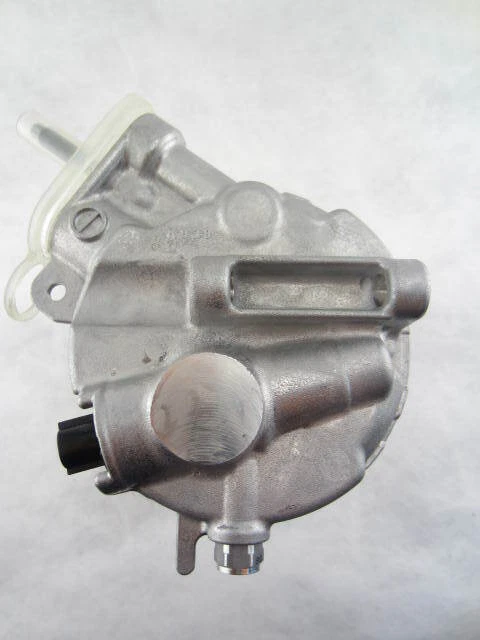 Nuevo compresor de aire acondicionado para Dodge Dart 2013-2016 (2,0 L, solo 2,4 L) Foto 3 de 4