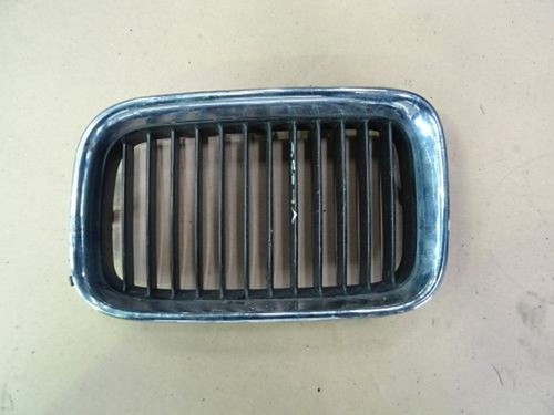 Kühlergrill Grill Niere vorne links 8122237 BMW 3 (E36) 318 I