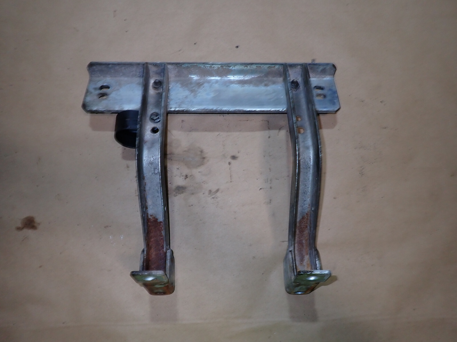Engine Radiator Mount Kohler KDW1003 Diesel Engine Radiator Mount ED0085454390-S OEM Take Off ...