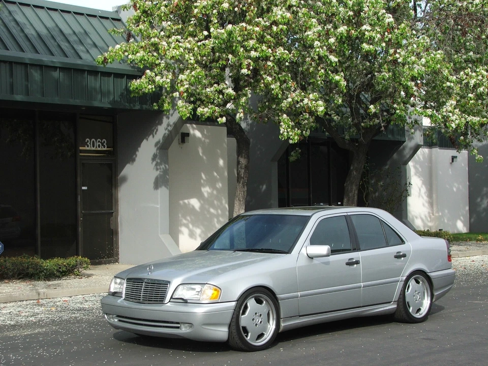 SUSPENSION REBUILD 套件适用于 Mercedes W202 C220 C230 C280 C36 C43 AMG 94 - 99 00 — 第 2/3 张图片