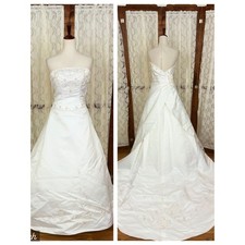 Beautiful Vintage 90s St. Tropez Strapless Satin Wedding Gown