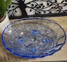 Vintage Indiana Glass Large Footed Fruit Or Serving Bowl