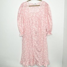 Sincerely Natalie VTG Nightgown in a Pink Butterfly Print Size L Made in USA
