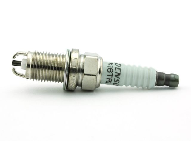 Genuine Toyota 1.5L 1.8L 3.4L Resistor Dual Ground OEM Spark Plug 90919-01192