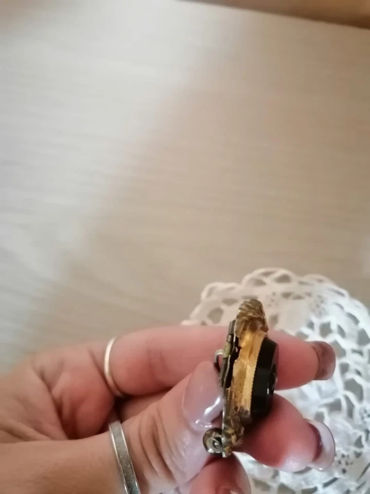 Antica spilla vittoriana dell'800 con pietra in onice eperla Biedermeier - Immagine 3 di 3