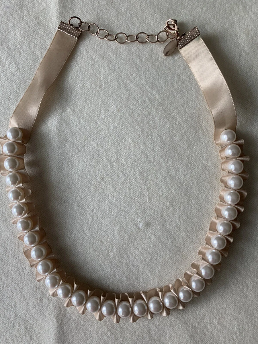 Pearl necklace costume jewelry outlet