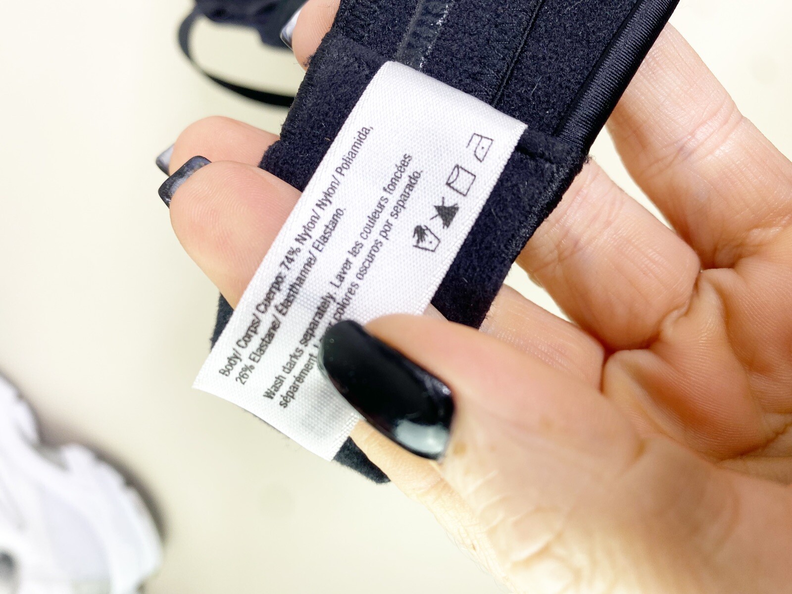 Maidenform Smooth Removeable Strap Underwire Demi… - image 5