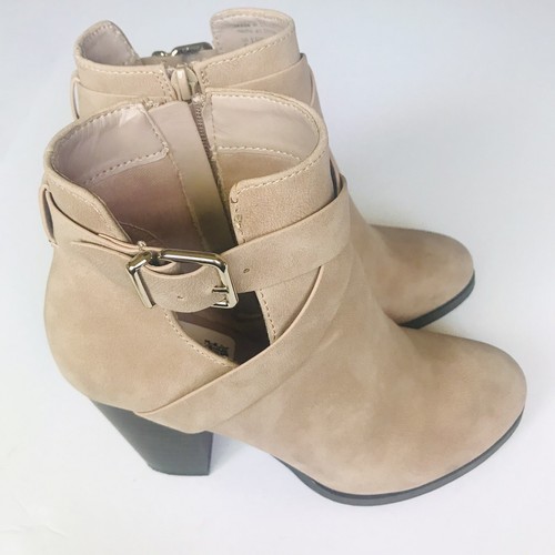 Call It Spring Aldo Group Tecia Beige Chunky Heel Booties Size 6 - Picture 3 of 8