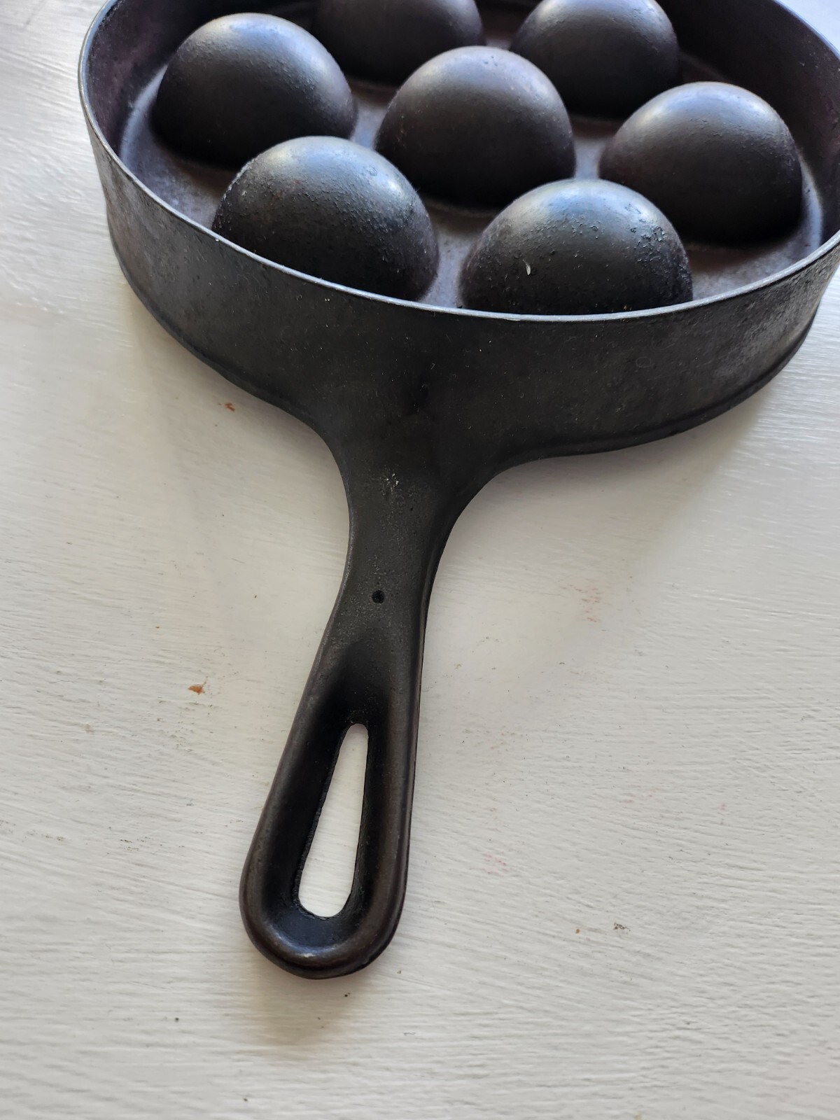 VINTAGE GRISWOLD 962A NO. 32 CAST IRON AEBLESKIVER EGG POACHER PAN