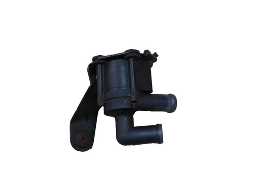 BMW 5er F11 520d N47N Kühlmittelpumpe Wasserpumpe Zusatzwasserpumpe 9230235