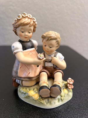 Hummel # 2633  HUM 914  ''Flower Children''   ''Blumenkinder'' TMK 8 NEW!